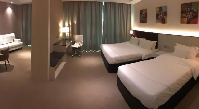 Higher Hotel Bandar Seri Begawan Eksteriør billede