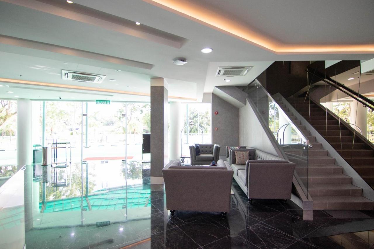 Higher Hotel Bandar Seri Begawan Eksteriør billede