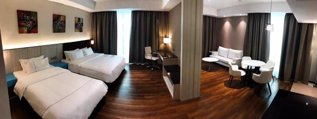 Higher Hotel Bandar Seri Begawan Eksteriør billede