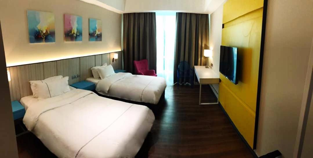 Higher Hotel Bandar Seri Begawan Eksteriør billede